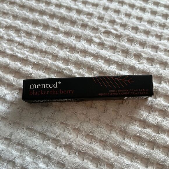 Mented blacker than berry lipstick - Picture 1 of 2